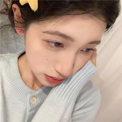 男人与婴儿